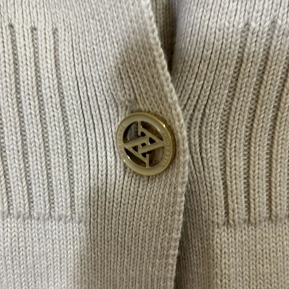 Adrienne Vittadini cream colored sweater vest. Size Medium - Picture 3 of 7